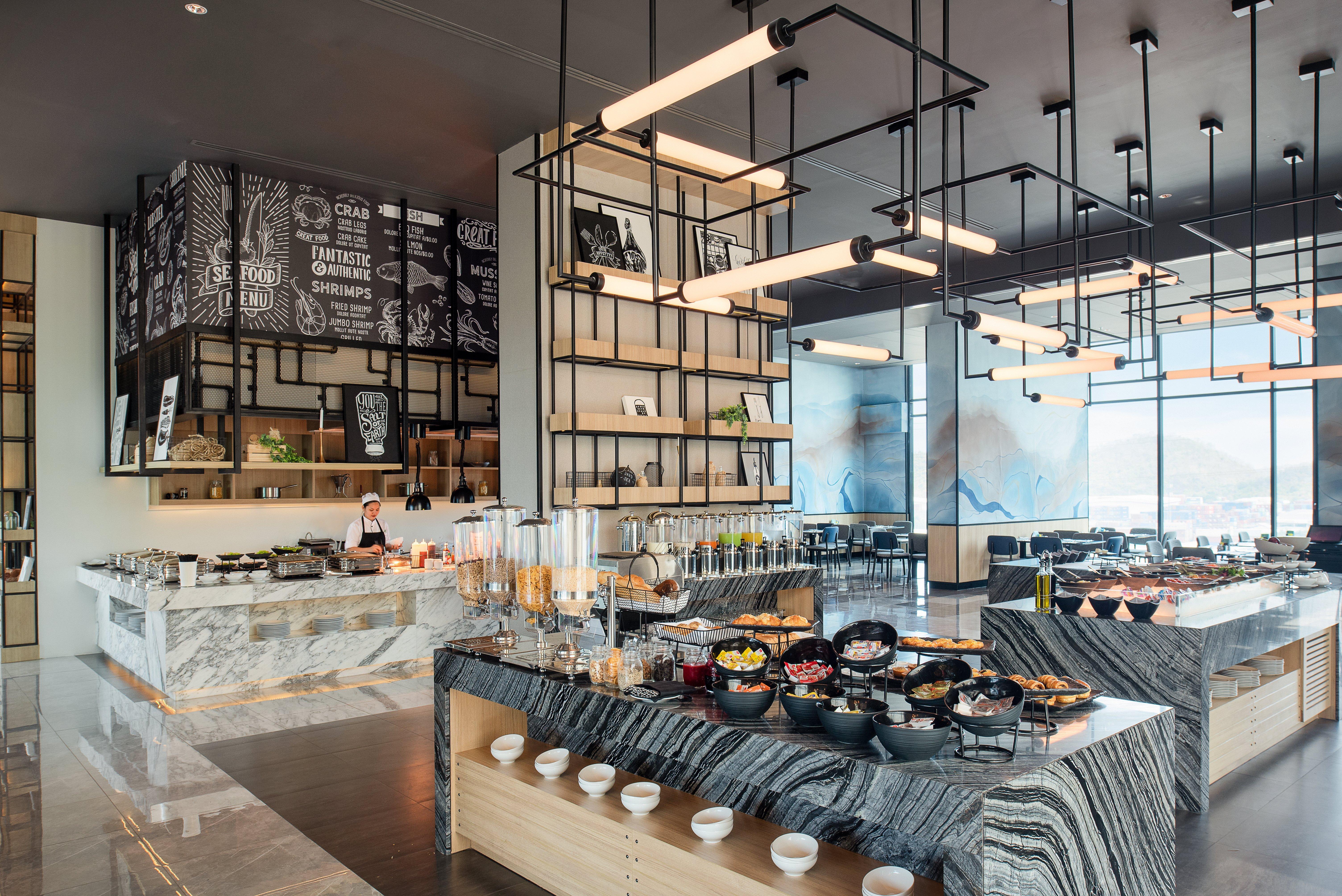 Holiday Inn & Suites Siracha Laemchabang By Ihg Si Racha Ngoại thất bức ảnh